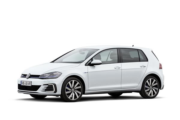 La Volkswagen Golf GTE hybride rechargeable parcourt 50 km en mode électrique