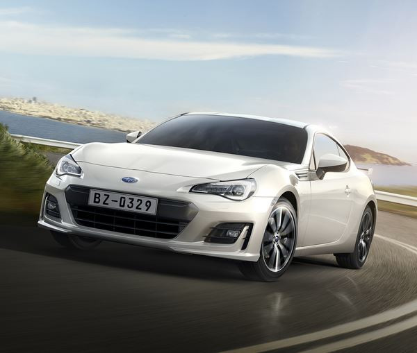 Le coupé Subaru BRZ restylé s'offre un nouveau regard
