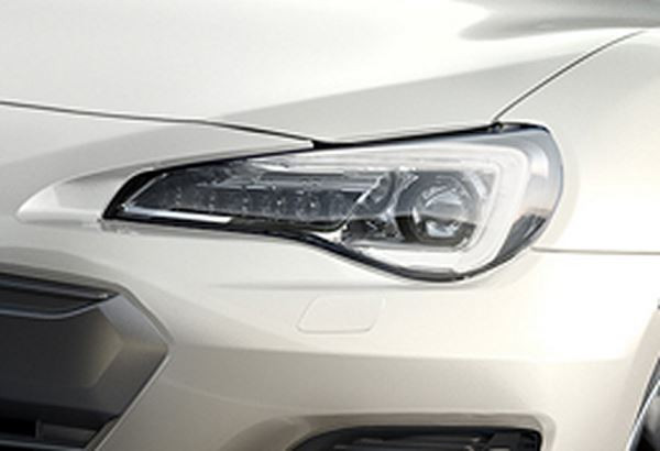 Le coupé Subaru BRZ restylé s'offre un nouveau regard
