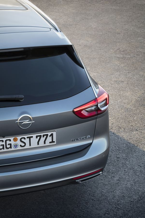 L'Opel Insignia Sports Tourer affiche une ligne athlétique et dynamique