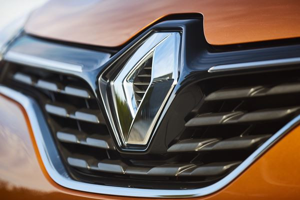 Le crossover urbain Renault Captur affiche un nouveau visage