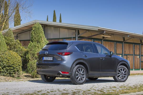 Le Mazda CX-5 restylé reprend le flambeau de son prédécesseur
