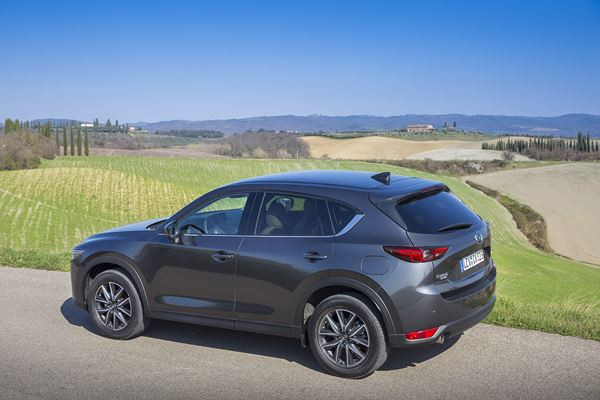 Le Mazda CX-5 restylé reprend le flambeau de son prédécesseur