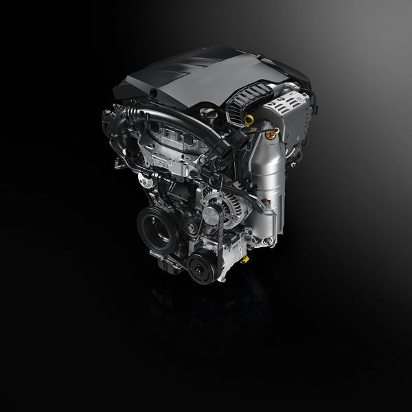 La Peugeot 308 s’affirme avec une calandre verticale
