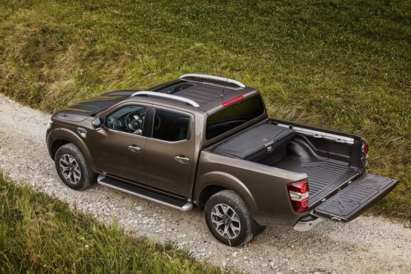 Le pick-up d’une tonne Renault Alaskan intègre une face avant musclée