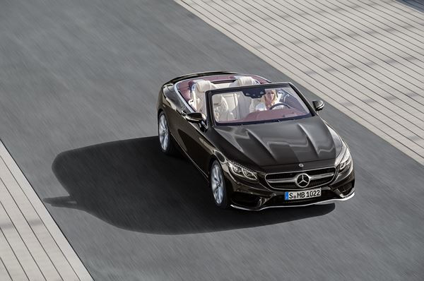 La Mercedes-Benz Classe S Cabriolet embarque toute une panoplie de technologies