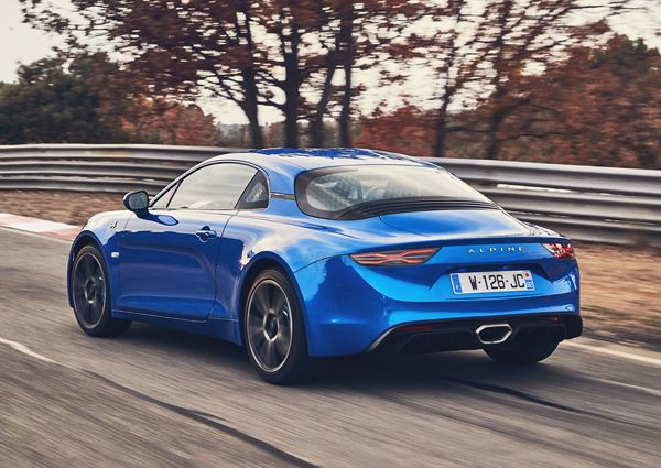 Alpine A110: un coupé deux places à moteur central arrière léger et agile