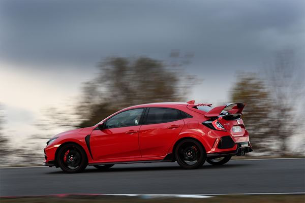 La Honda Civic Type R 2017 embarque un bloc VTEC Turbo 2 litres de 320 ch