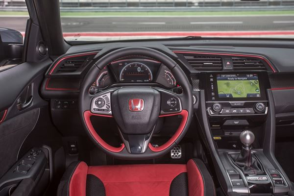 La Honda Civic Type R 2017 embarque un bloc VTEC Turbo 2 litres de 320 ch