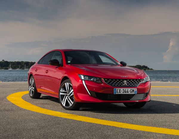 Peugeot 508 : une berline radicale à l’architecture basse et compacte