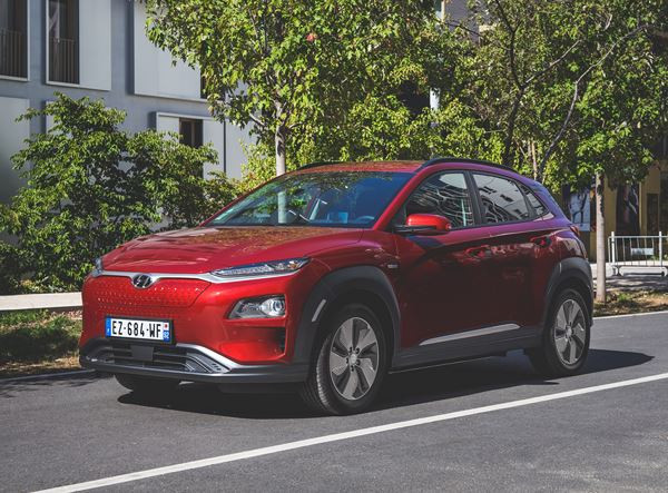 Le SUV urbain Hyundai Kona se décline en version électrique