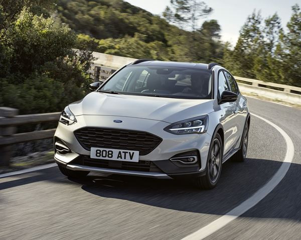 Ford Focus Active: une berline compacte surélevée typée crossover