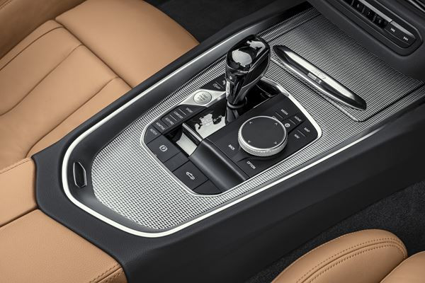 Le roadster BMW Z4 réinterprète les codes du roadster traditionnel