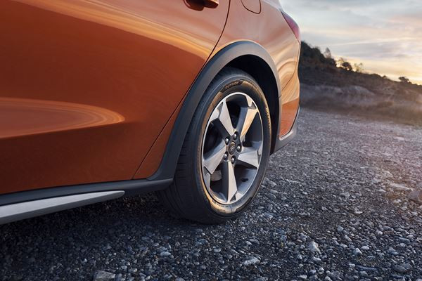 Ford Focus SW Active: un break compact surélevé typé crossover