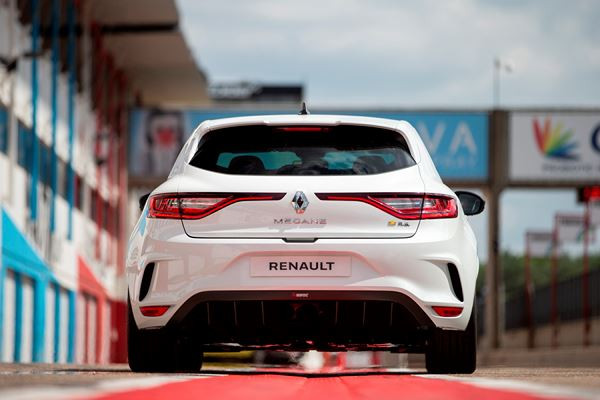 La Renault Mégane R.S. Trophy-R embarque un moteur 1.8 L de 300 ch