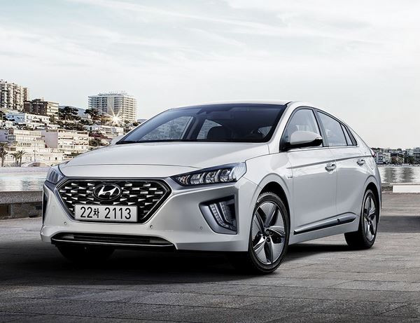 La Hyundai Ioniq hybrid restylée reçoit de nouvelles technologies