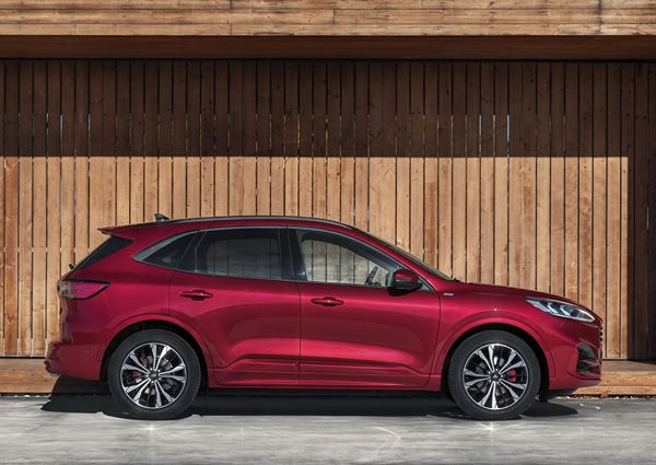 Le Ford Kuga hybride rechargeable délivre une puissance totale de 225 ch