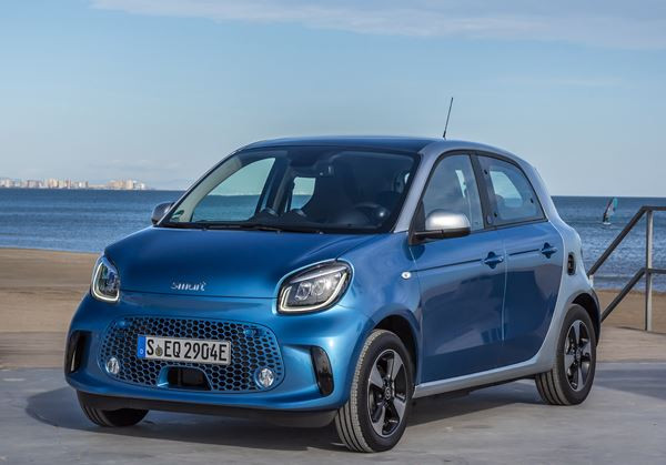 La smart EQ forfour s'offre un design extérieur légèrement remanié