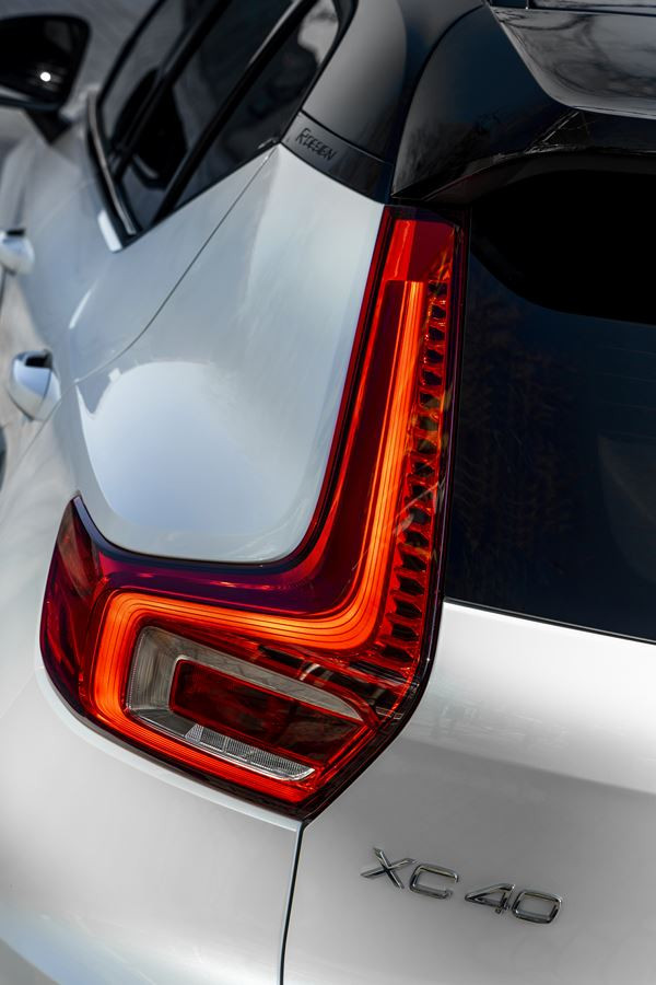Le Volvo XC40 hybride rechargeable T5 Recharge parcourt jusqu'à 50 km en électrique