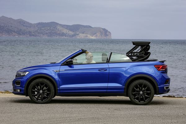 Volkswagen T-Roc Cabriolet : un crossover compact pour rouler cheveux au vent