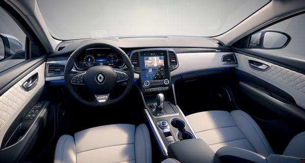La berline de taille intermédiaire Renault Talisman affiche un design plus affirmé