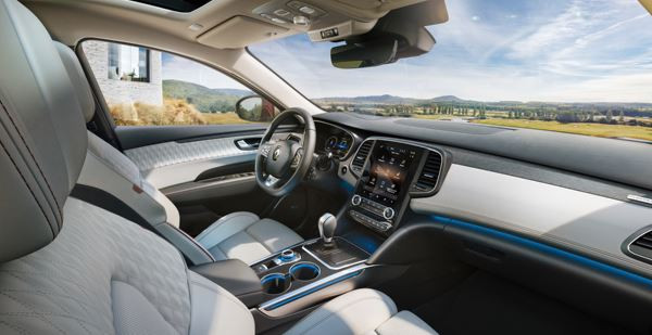 Le break intermédiaire Renault Talisman Estate affiche un design plus affirmé