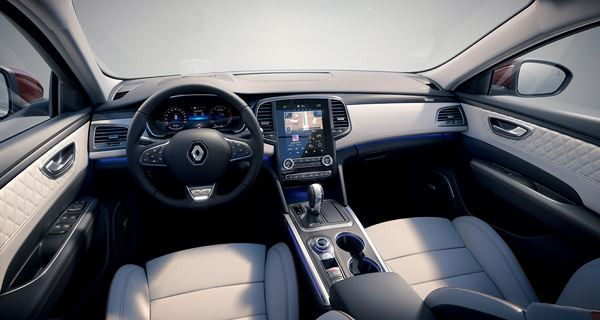 Le break intermédiaire Renault Talisman Estate affiche un design plus affirmé