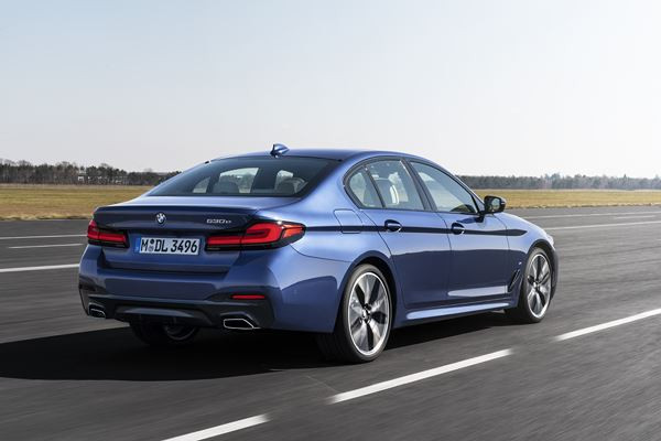 La BMW Série 5 affiche un style sportif raffiné