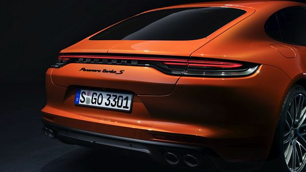 La berline sportive Porsche Panamera offre les performances d’une voiture de sport