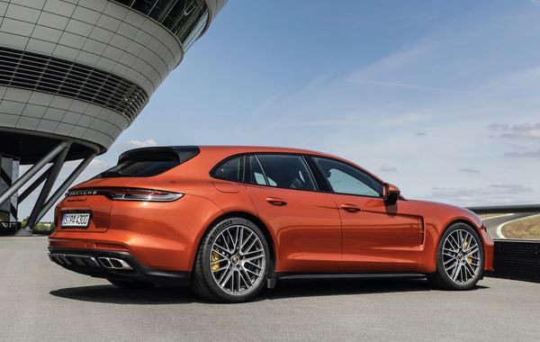 La Porsche Panamera Sport Turismo offre les performances d’une voiture de sport
