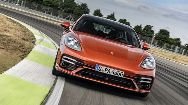 La Porsche Panamera Sport Turismo offre les performances d’une voiture de sport