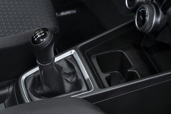 La Suzuki Swift restylée embarque une calandre 3D sportive