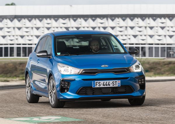 La Kia Rio restylée bénéficie d’un design subtilement modernisé
