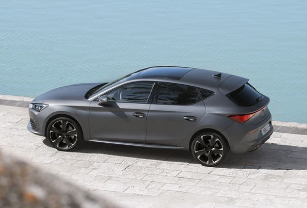 La compacte sportive Cupra Leon propose des motorisations hautes performances