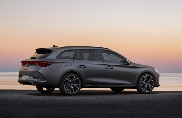 Le break Cupra Leon Sportstourer reçoit des motorisations hautes performances