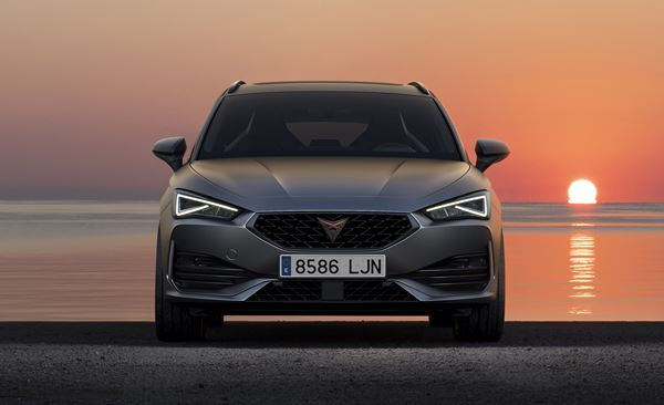 Le break Cupra Leon Sportstourer reçoit des motorisations hautes performances