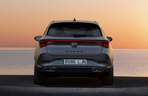 Le break Cupra Leon Sportstourer reçoit des motorisations hautes performances