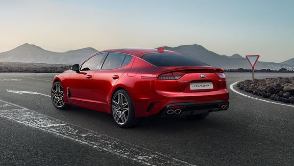 La berline coupé Grand Tourisme Kia Stinger arbore un design modernisé