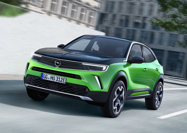 Le SUV urbain Opel Mokka-e électrique affiche une autonomie de 322 km