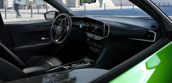 Le SUV urbain Opel Mokka-e électrique affiche une autonomie de 322 km