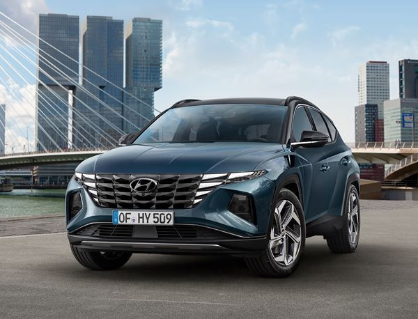Le SUV Hyundai Tucson affiche un look avant-gardiste de SUV robuste