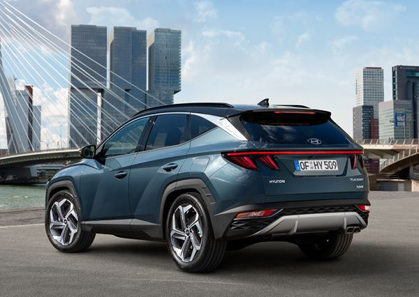 Le SUV Hyundai Tucson affiche un look avant-gardiste de SUV robuste
