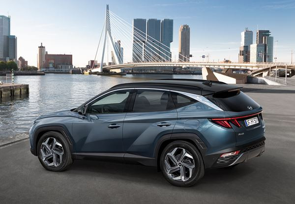 Le SUV Hyundai Tucson affiche un look avant-gardiste de SUV robuste