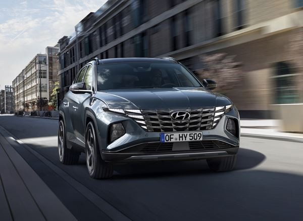 Le SUV Hyundai Tucson affiche un look avant-gardiste de SUV robuste