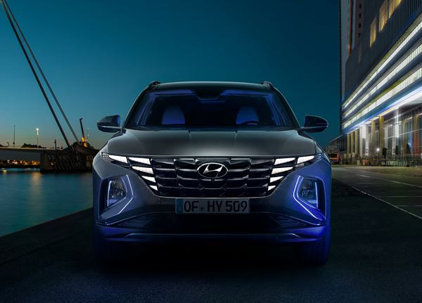 Le SUV Hyundai Tucson affiche un look avant-gardiste de SUV robuste