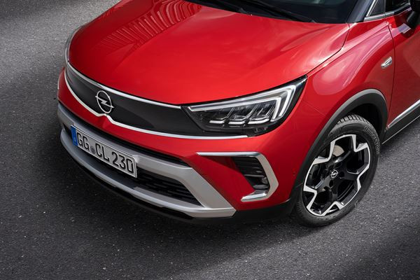 Le monospace Opel Crossland renforce ses attributs de SUV
