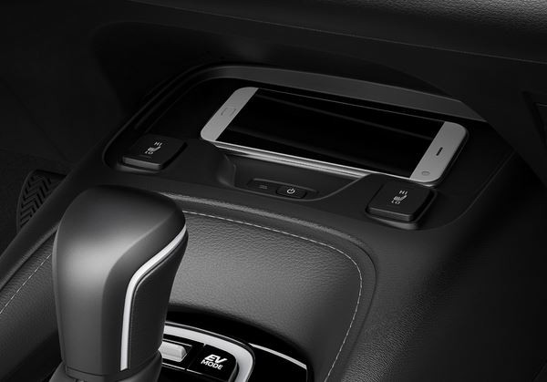 Suzuki Swace : un break compact polyvalent à motorisation hybride