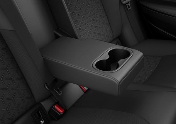 Suzuki Swace : un break compact polyvalent à motorisation hybride