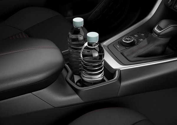 Suzuki Across: un SUV hybride rechargeable à transmission intégrale