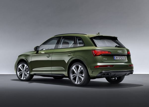 Le SUV Audi Q5 restylé affiche un caractère sportif